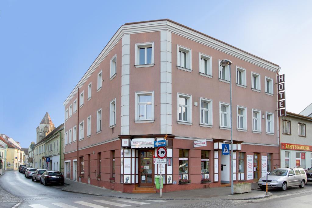 Hotel Zur Sonne Korneuburg Ngoại thất bức ảnh