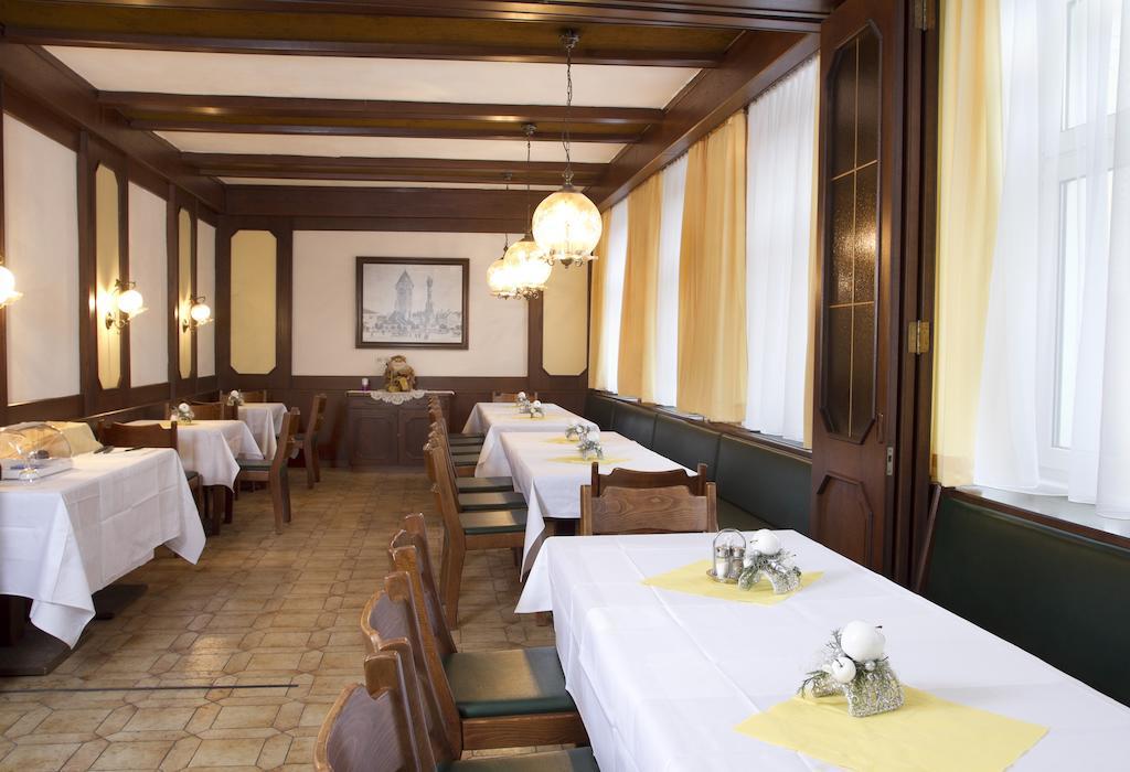 Hotel Zur Sonne Korneuburg Ngoại thất bức ảnh