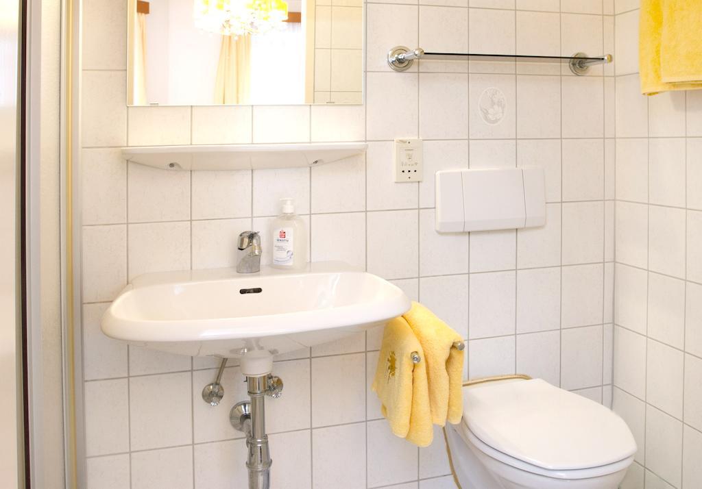 Hotel Zur Sonne Korneuburg Phòng bức ảnh